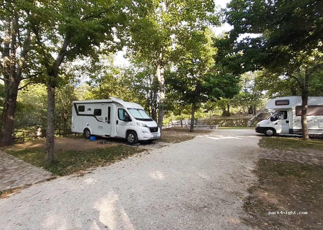 Camping Wolf - Parco nazionale d'Abruzzo — foto 3