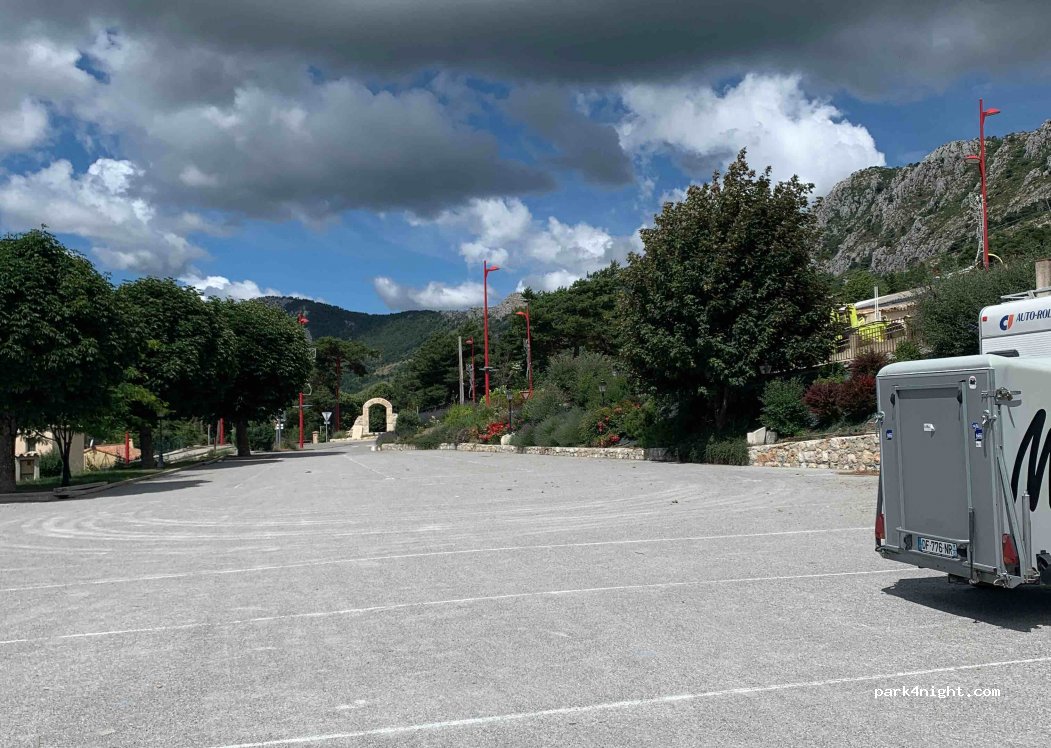 (06750) Séranon - 4 Allée Chiris — foto