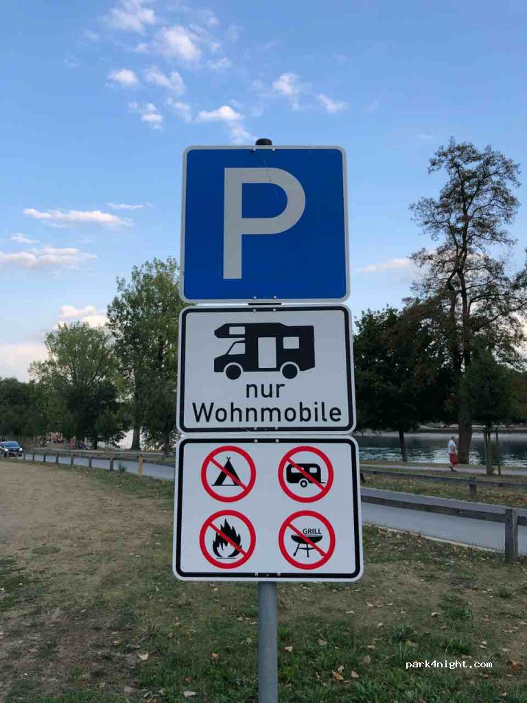 Wohnmobilstellplatz Rheinuferpark — foto 3