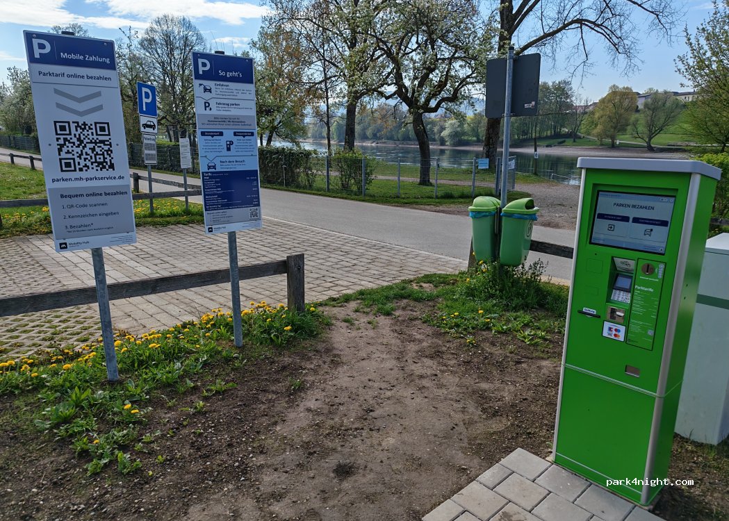 Wohnmobilstellplatz Rheinuferpark — foto 4
