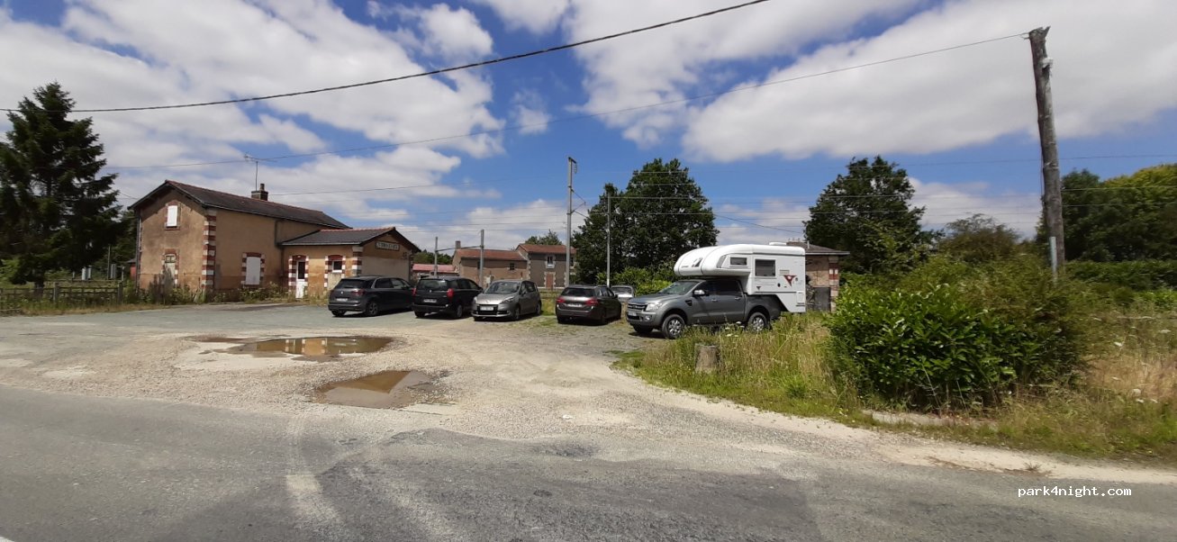 (85170) Saint-Denis-la-Chevasse - 2 D39 — foto