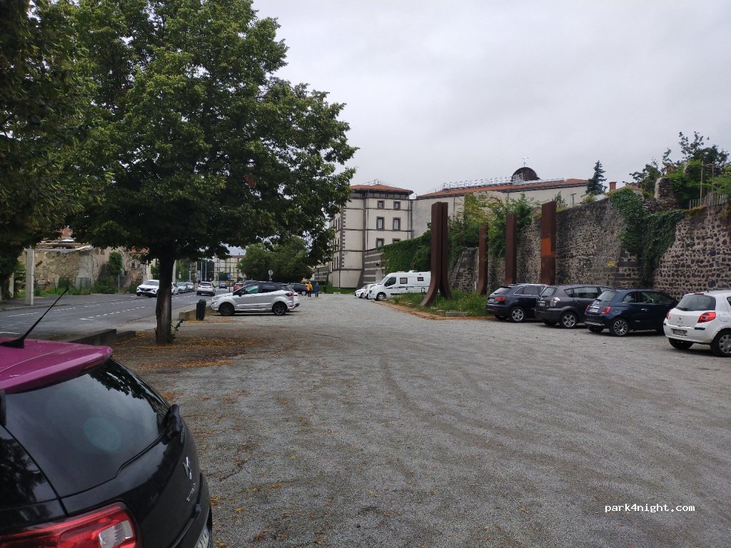 (63100) Clermont-Ferrand - 24 Rue Hoche — foto 2