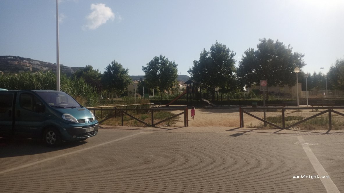 (03730) Jávea - 20D Avenida dels Furs — foto 2