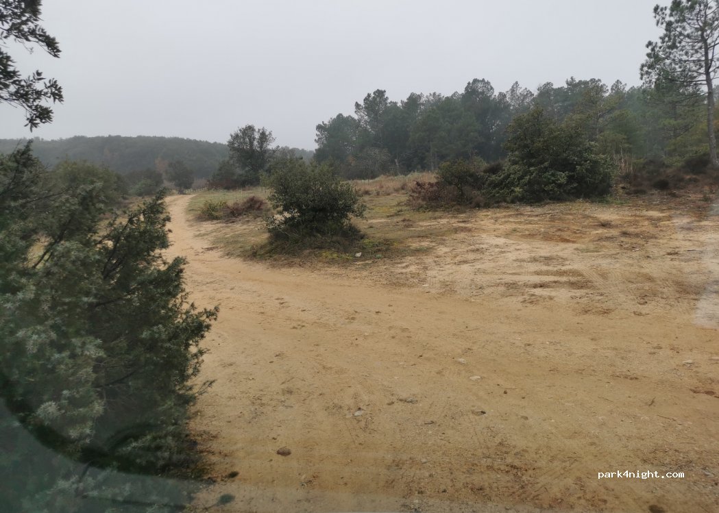(30430) Barjac - Unnamed Road — foto 2