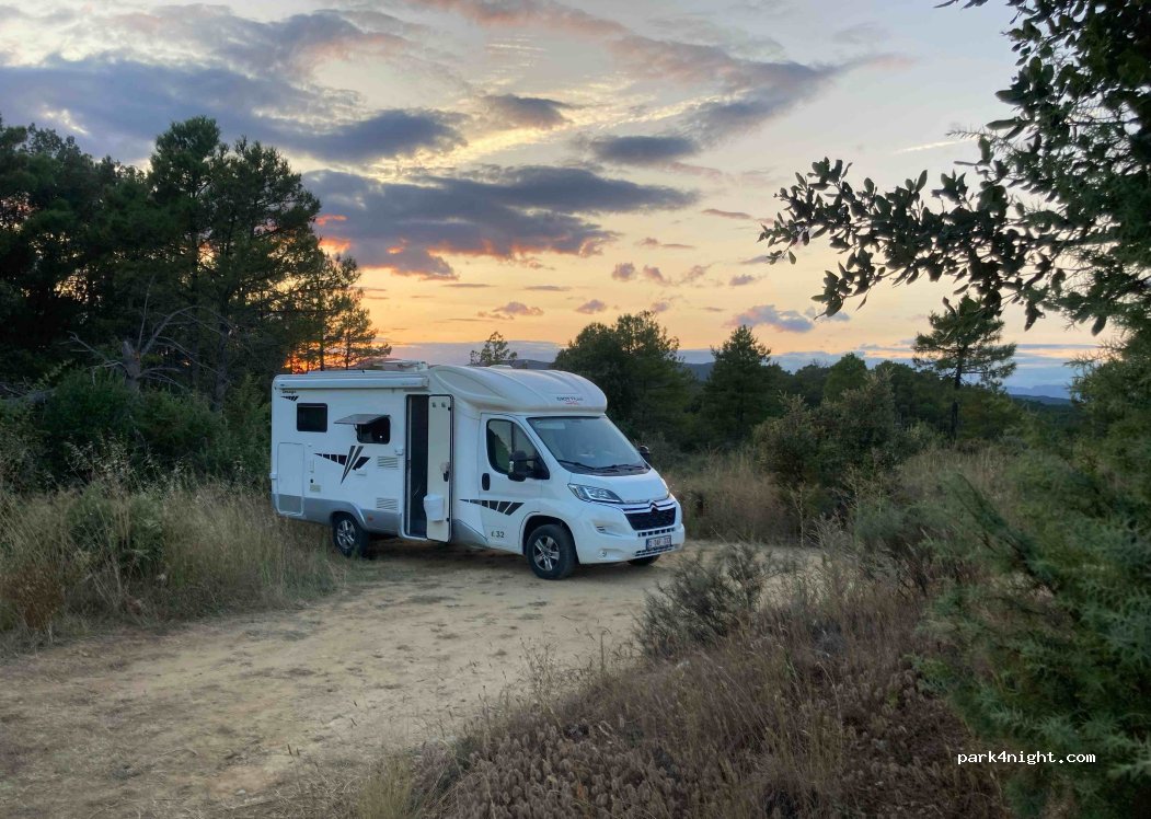 (30430) Barjac - Unnamed Road — foto 3