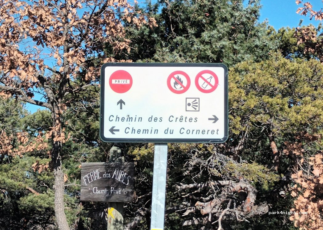 (26400) Aouste-sur-Sye - Unnamed Road — foto 2