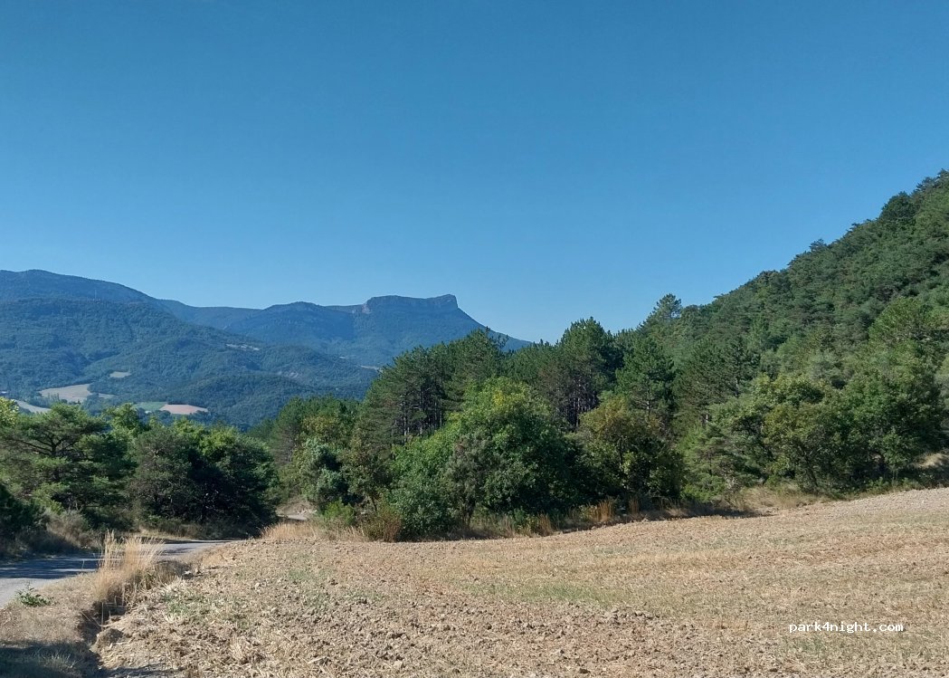 (26400) Aouste-sur-Sye - Unnamed Road — foto 5