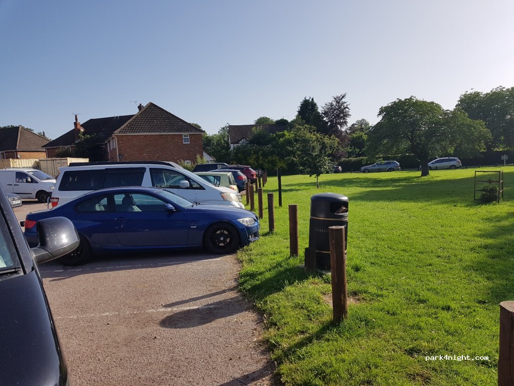 (HP14 3UJ) Stokenchurch - A40 — foto