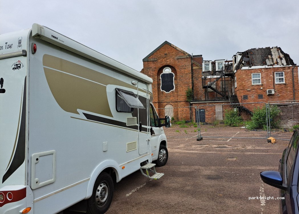 (HP14 3UJ) Stokenchurch - A40 — foto 4