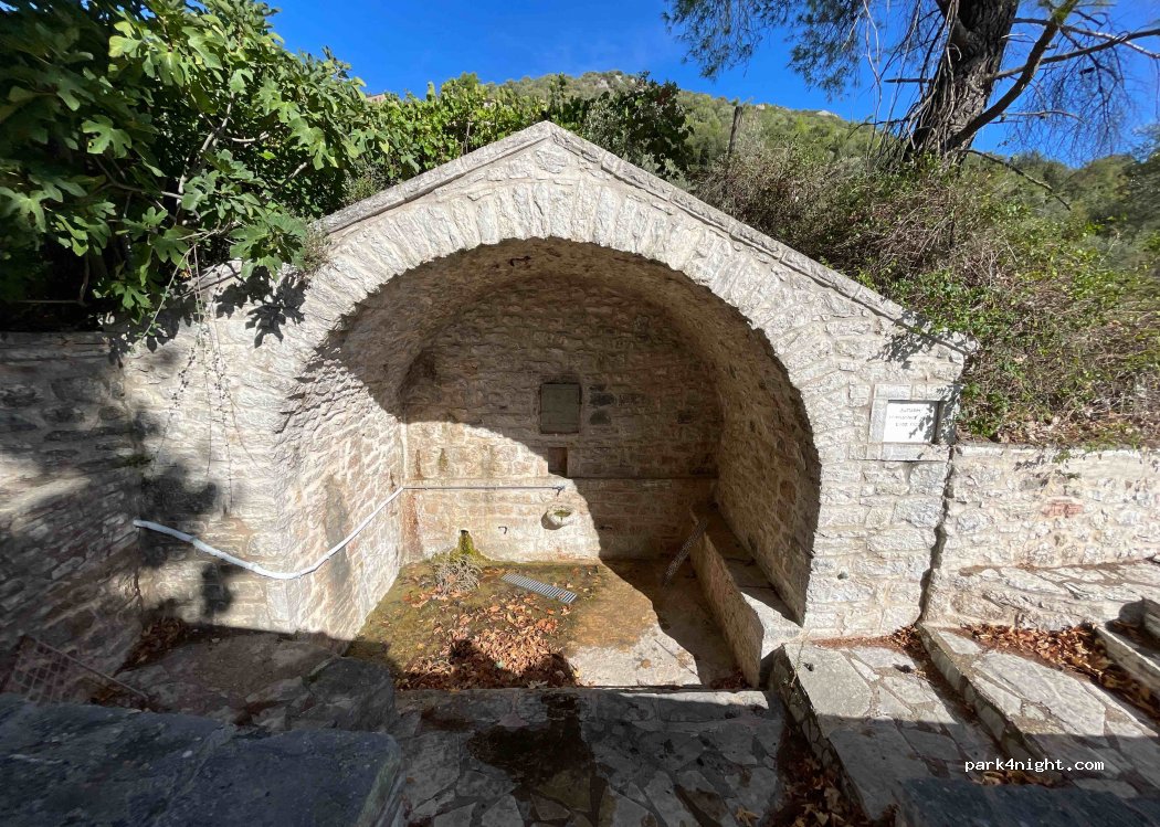 (220 22) Karitena - Eparchiaki Odos Nedas - Karitainas — foto