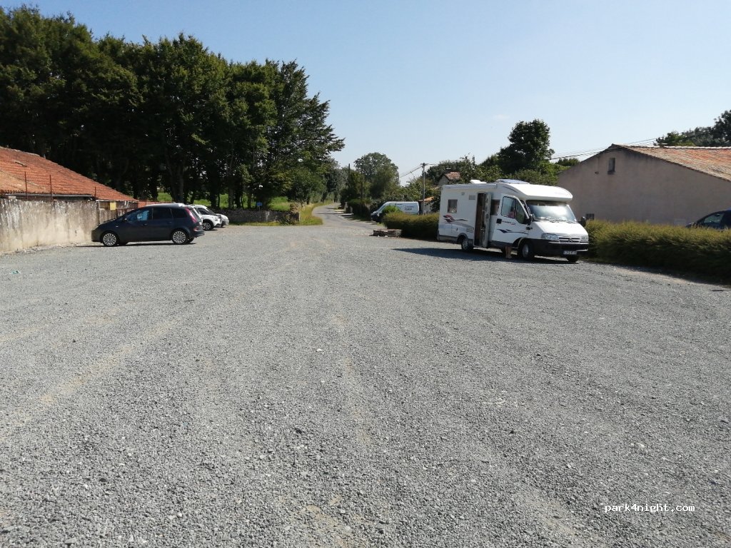 (79400) Auge - 2 Route du Plessis — foto