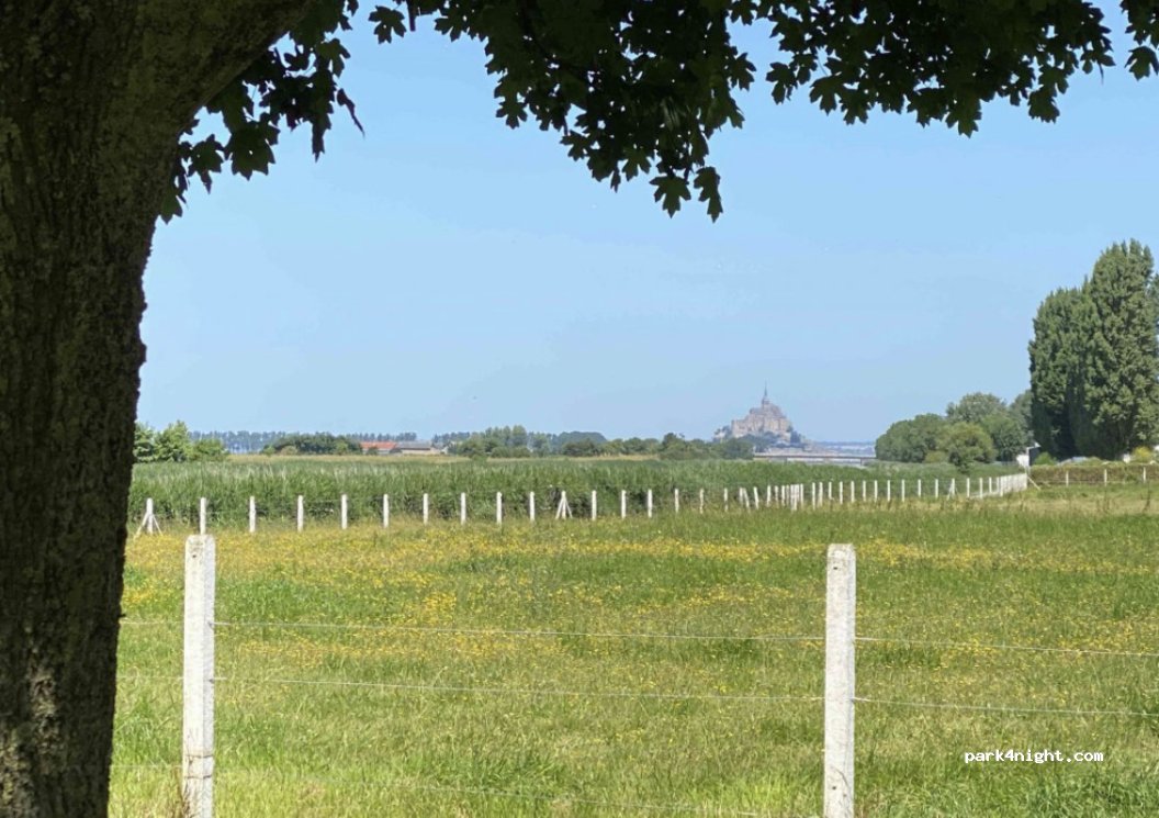 Aire de Camping-Car l’Anse de Moidrey — foto