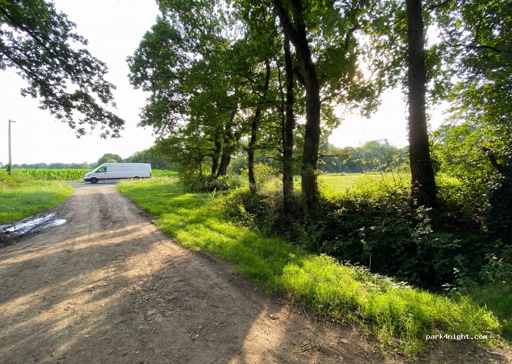 (22370) Pléneuf-Val-André - D17 — foto