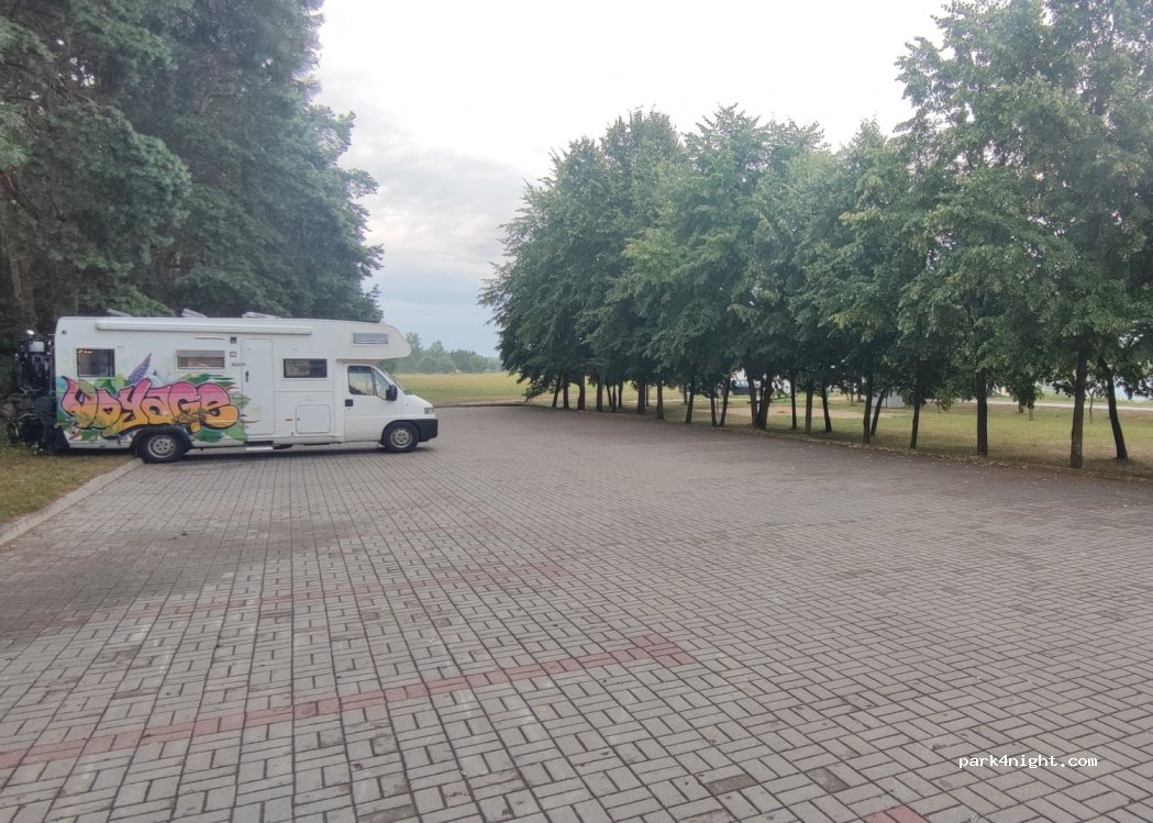 (09-120) Nowe Miasto - 3 Tatarska — foto