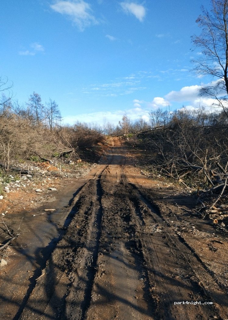 (340 10) Nileas - Unnamed Road — foto 3