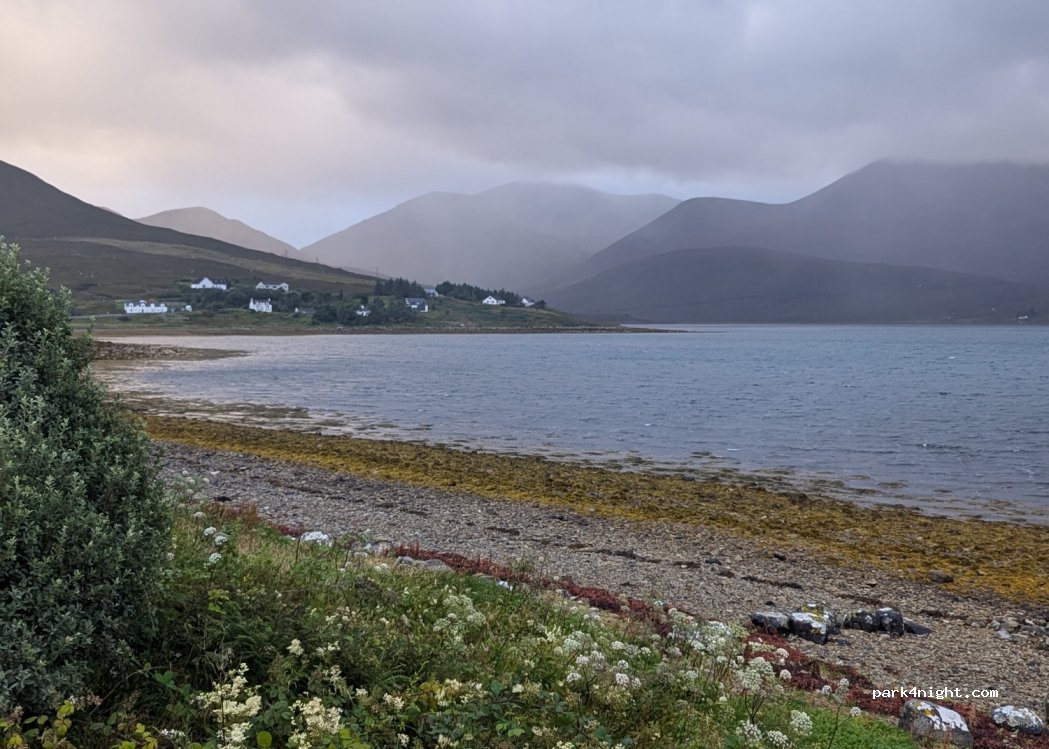 (IV49 9AN) Isle of Skye - A87 — foto 4