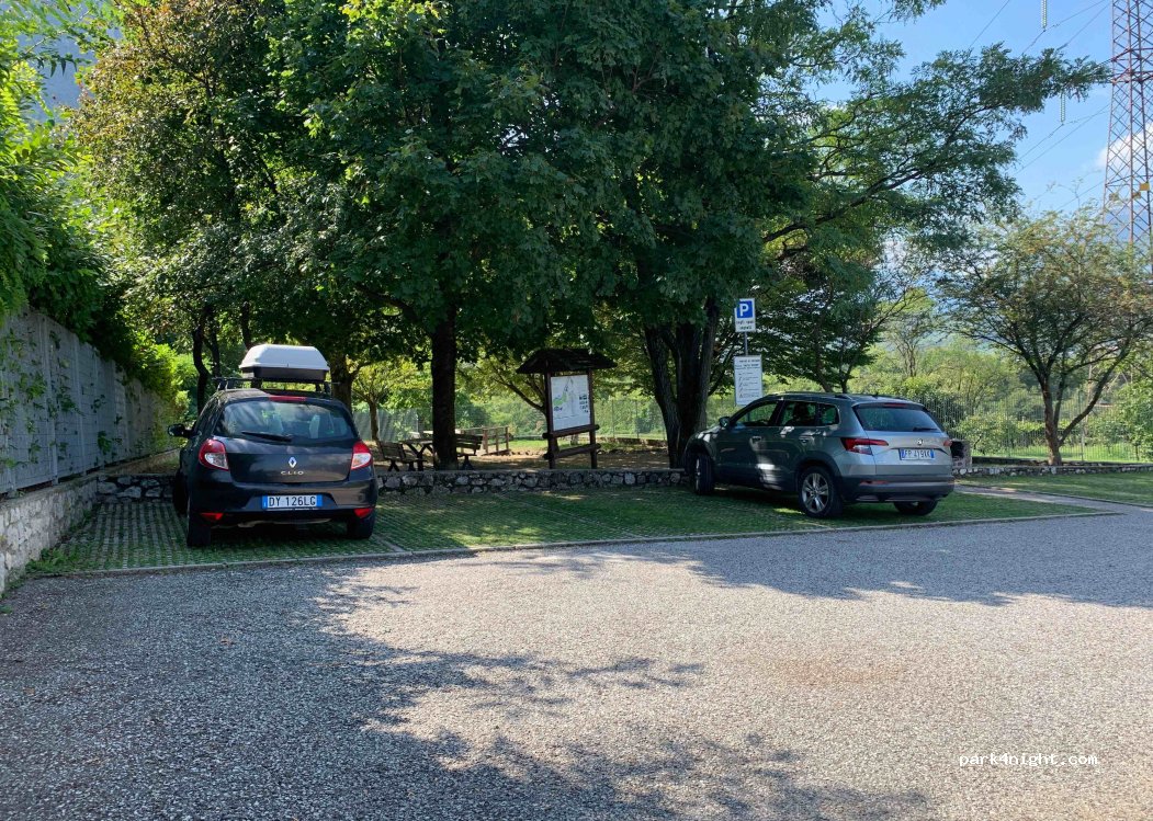 (38060) Folgaria TN - 24 Strada Statale 350 — foto