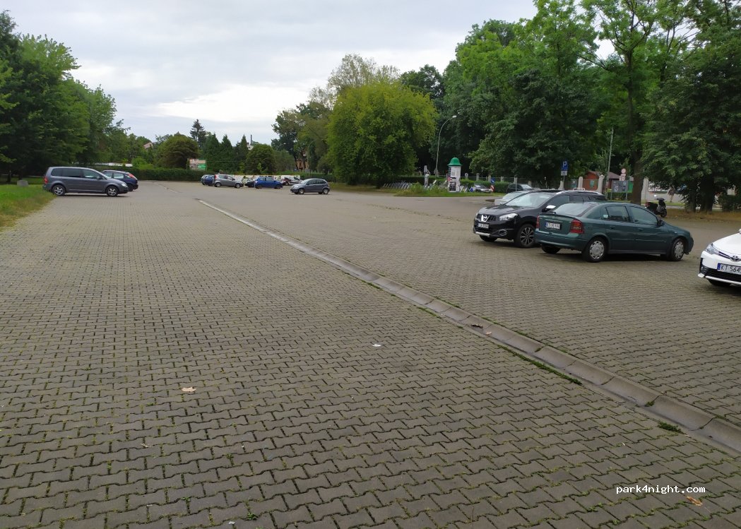 (33-100) Tarnów - 1 Romanowicza — foto