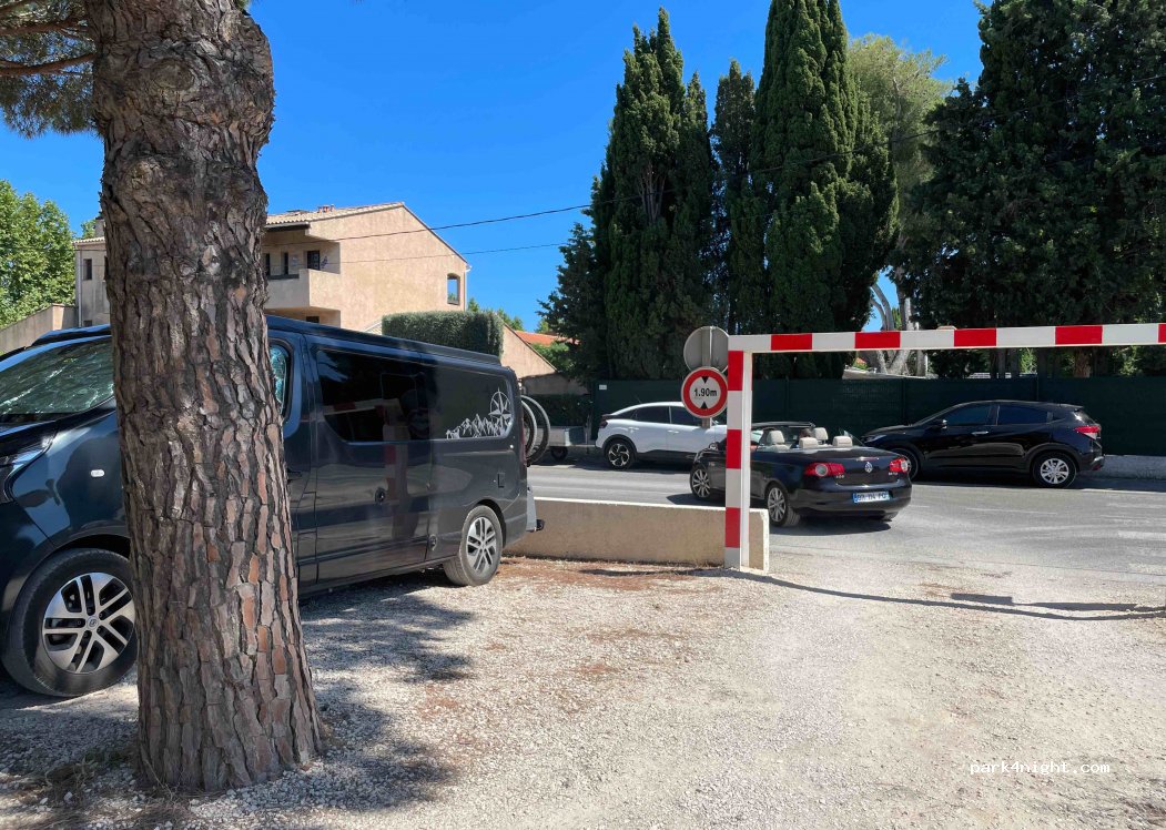 (83250) La Londe-les-Maures - 2 Rue de la Ferme du Plan — foto