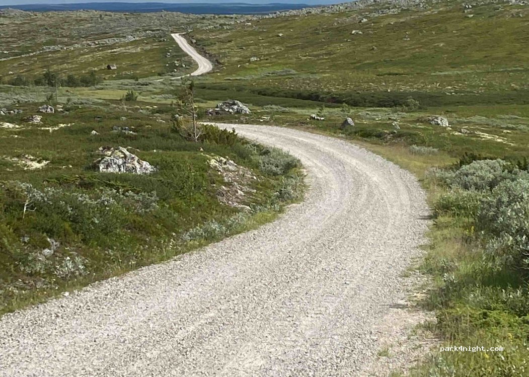 (2443) Engerdal - Unnamed Road — foto