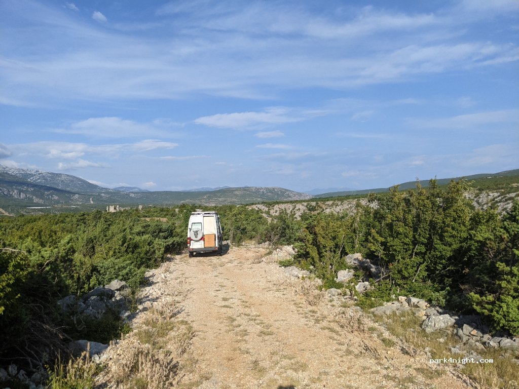 (23450) Muškovci - Unnamed Road — foto
