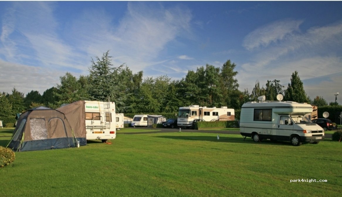 Brecon Beacons Caravan and Motorhome Club Campsite — foto