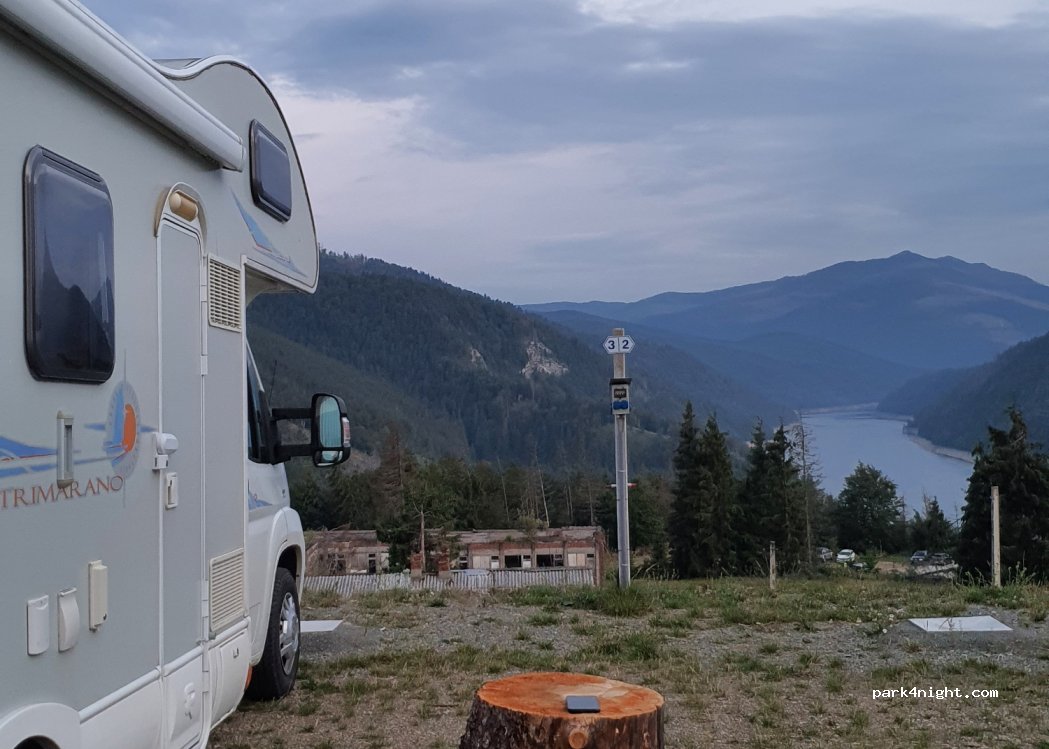 Panorama Camping Floroiu — foto