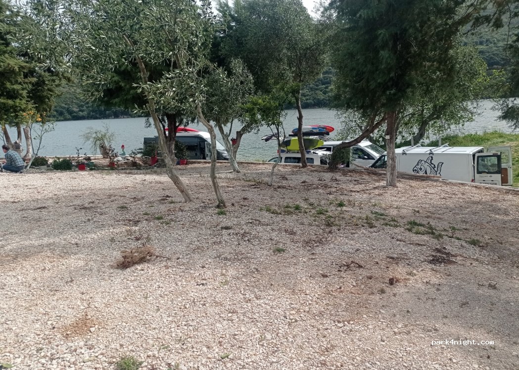 (300 04) Loutraki - — foto 3