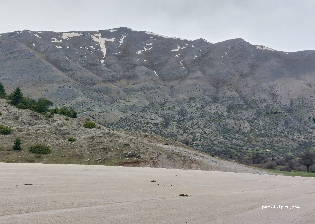 (204 00) Ziria - Unnamed Road — foto 3