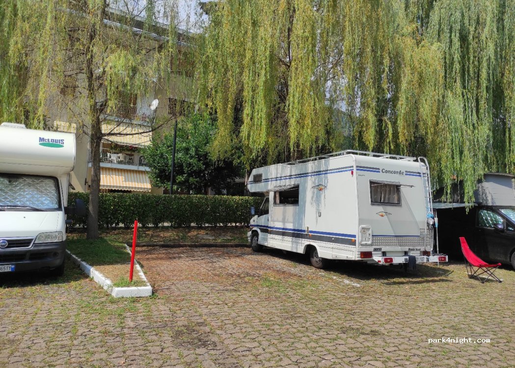 Camper Area Lago d'Orta Omegna — foto 4