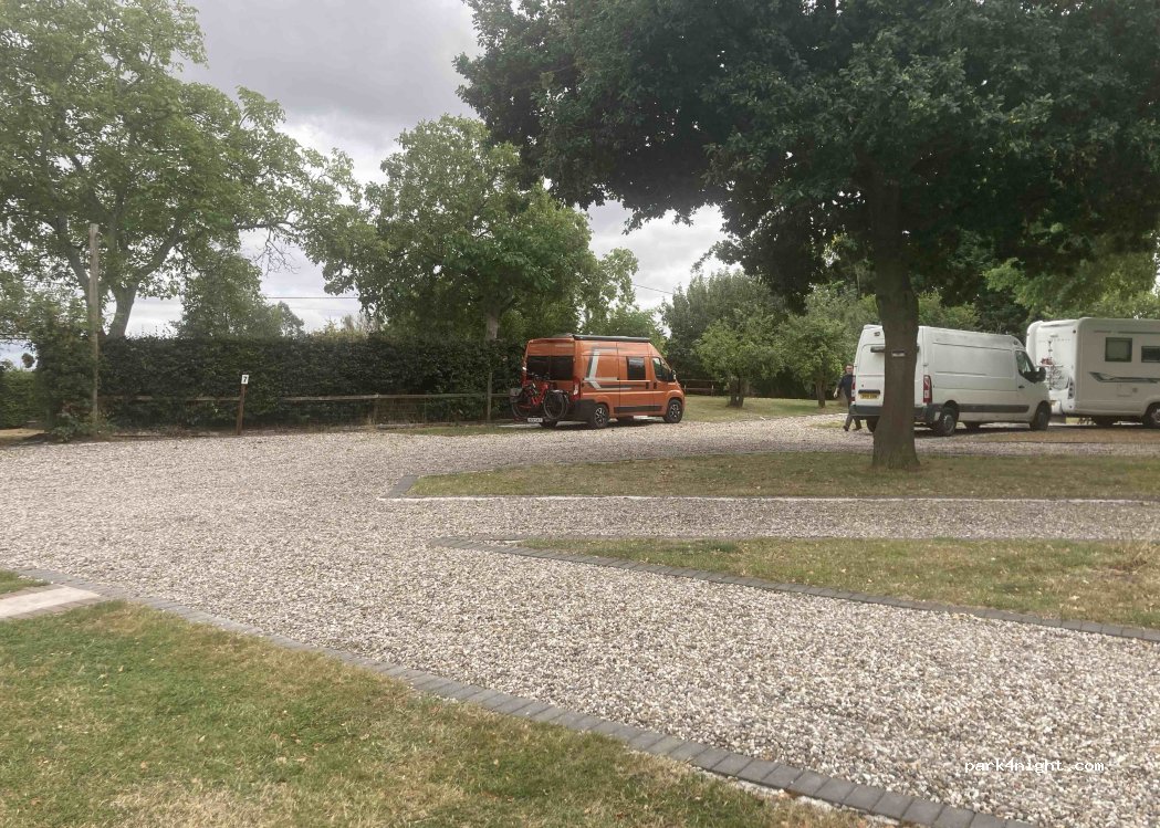 Ladybirch Motorhome Park — foto 5