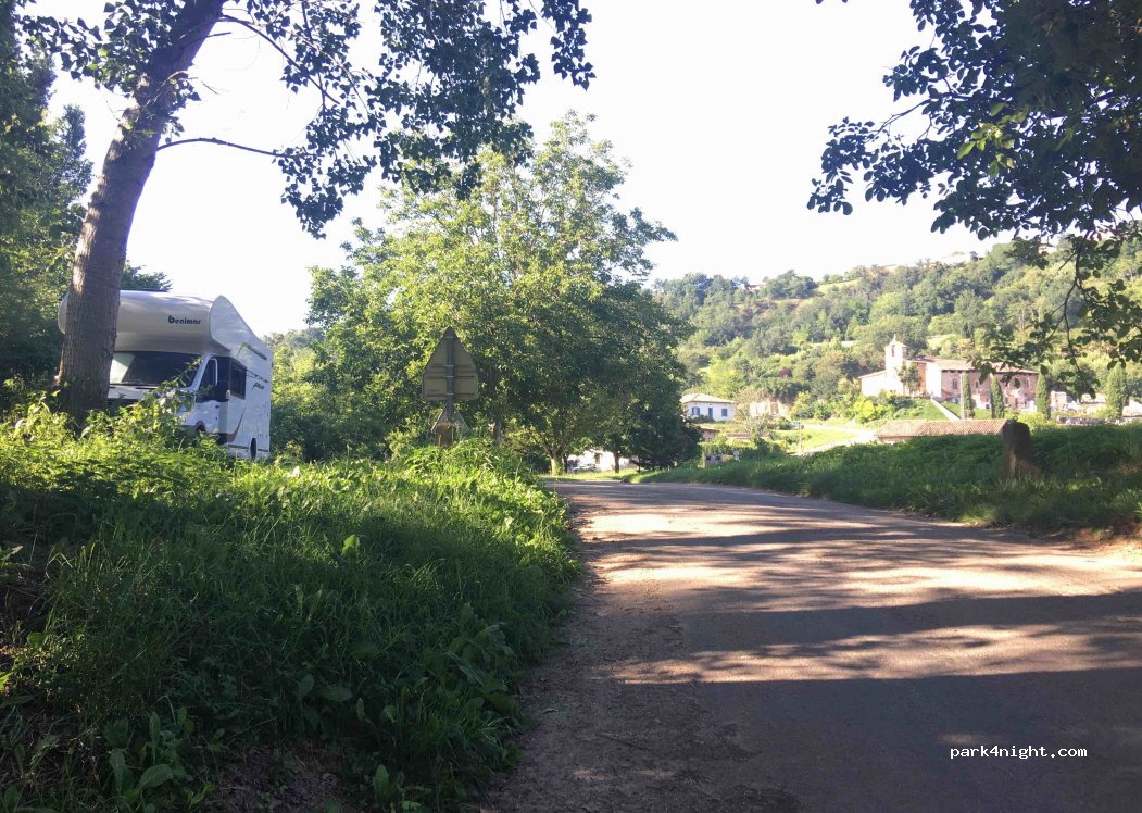 (82130) Piquecos - Passage du Gué — foto 2