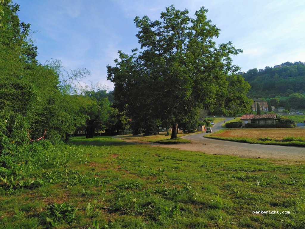 (82130) Piquecos - Passage du Gué — foto 4