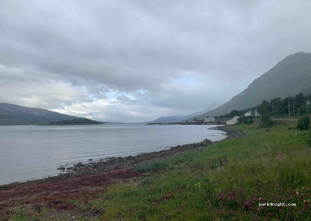 (9436) Kongsvika - 1 Storelvveien — foto