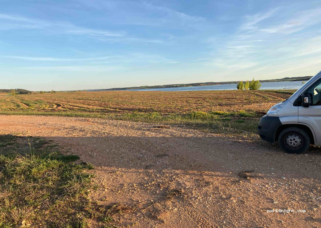 (16100) Valverde de Júcar - Unnamed Road — foto 4