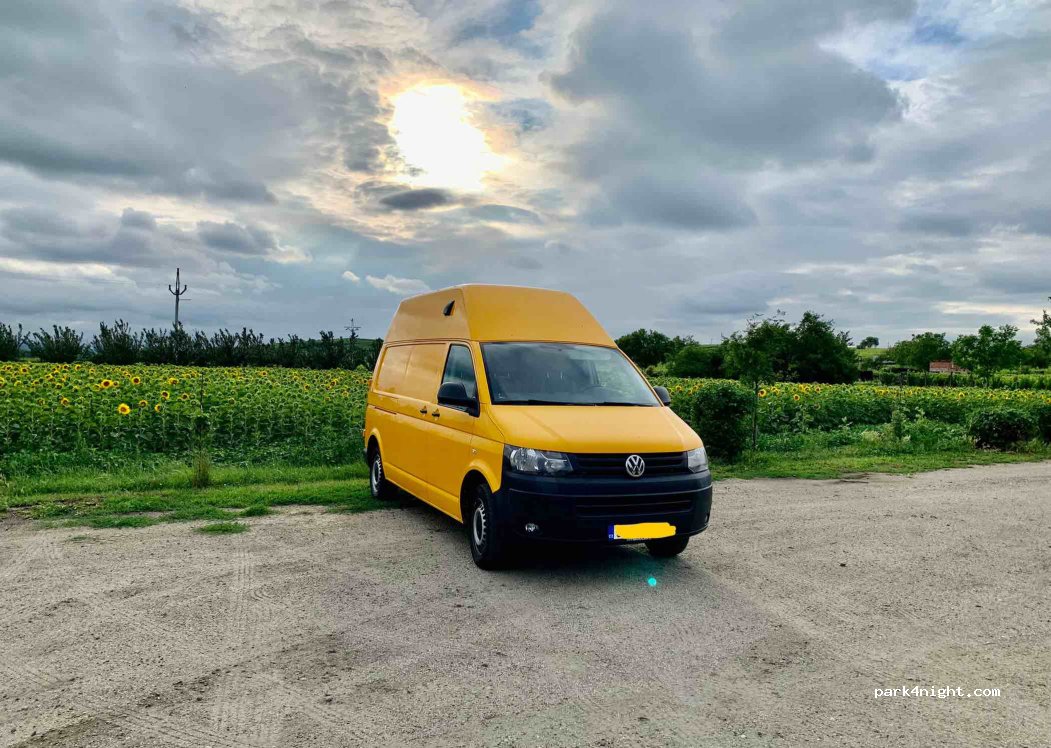 (691 03) Rakvice - 877 Luční — foto 2