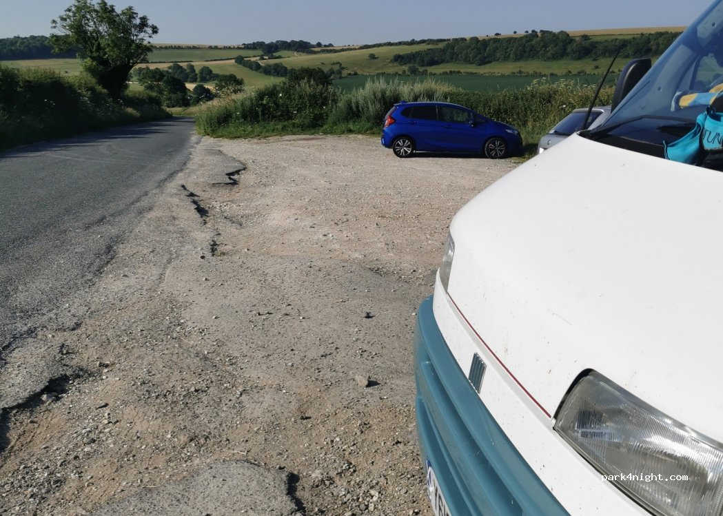 (BN15 0AY)  - Titch Hill — foto 2
