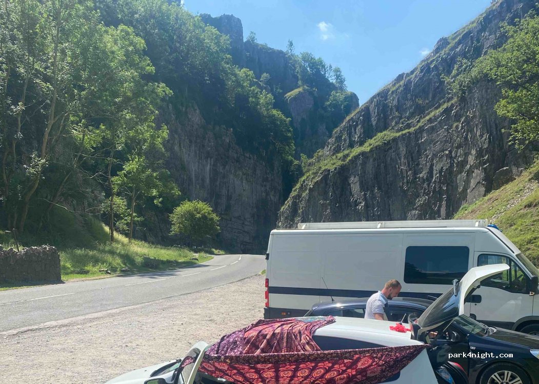 (BS27)  - Cliff Road — foto