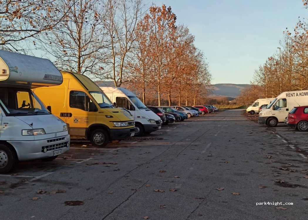 (10000) Zagreb - Maksimirska cesta — foto 2