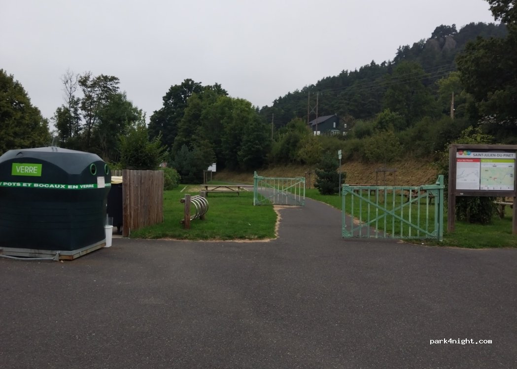 (43200) Saint-Julien-du-Pinet - Les Maigres — foto 3