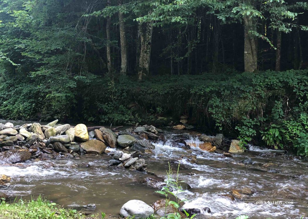 Camping Poiana Soarelui — foto 3