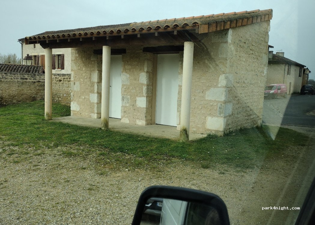 (86190) Ayron - 4 Rue du Lavoir — foto 3