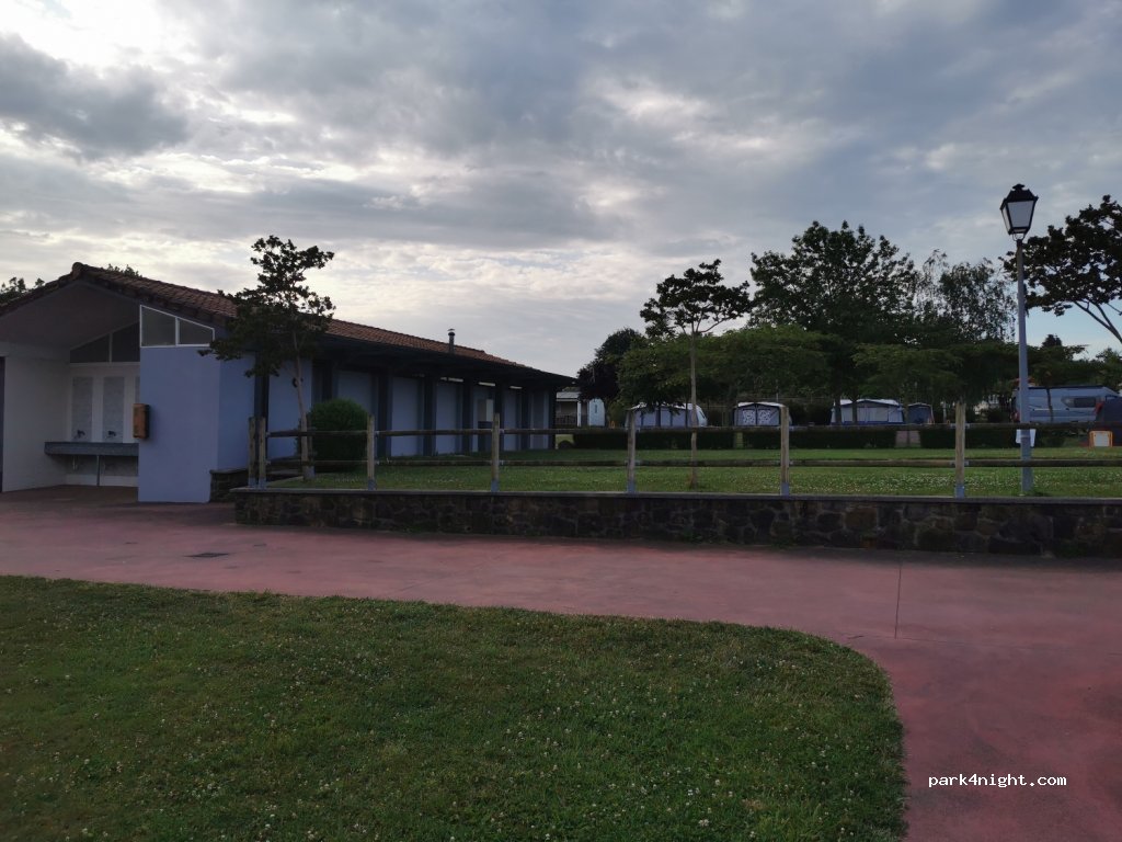 Camping & Bungalows Leagi — foto