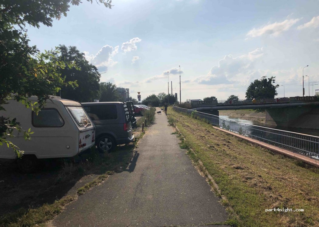 (50-226) Wrocław - 18 Wybrzeże Conrada-Korzeniowskiego — foto