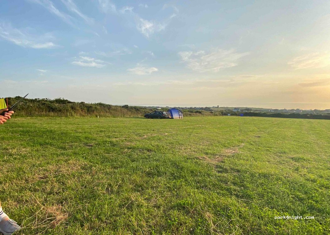 Sunset campsite — foto 2