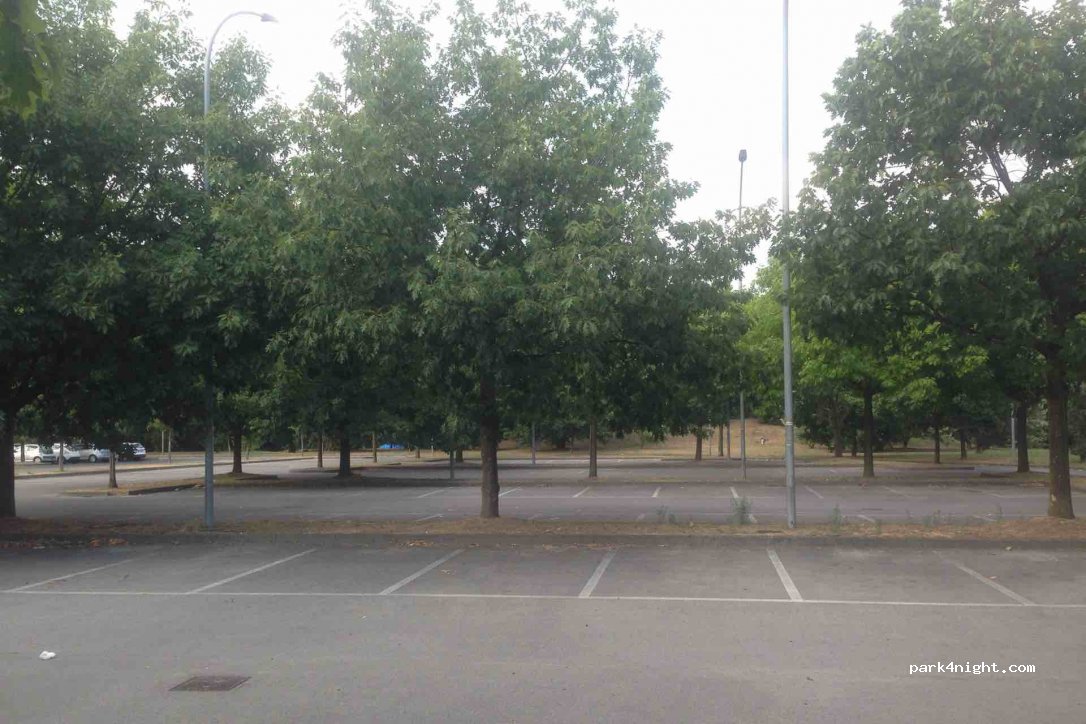 (55100) Lucca - 119 Via Vecchia Pesciatina — foto