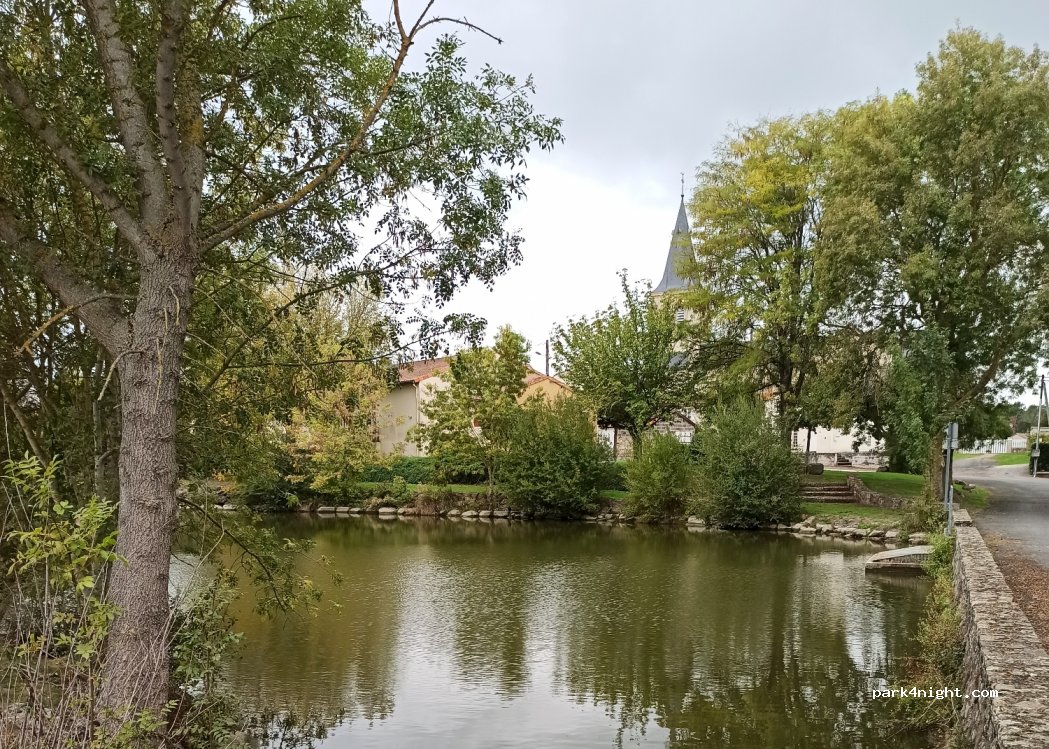 (79290) Val en Vignes - 12 Rue Duchastel — foto 3
