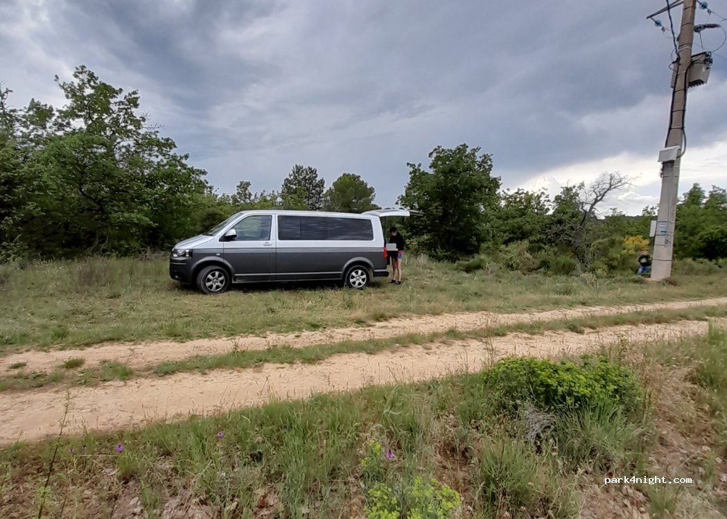 (04500) Quinson - Route de Montmeyan — foto 4