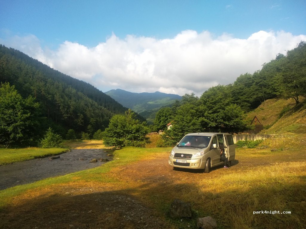 (247088) Câinenii Mici - Unnamed Road — foto