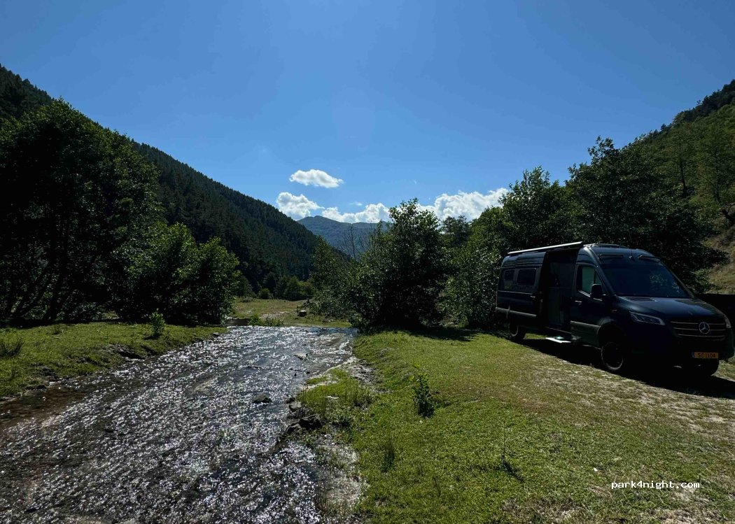 (247088) Câinenii Mici - Unnamed Road — foto 3